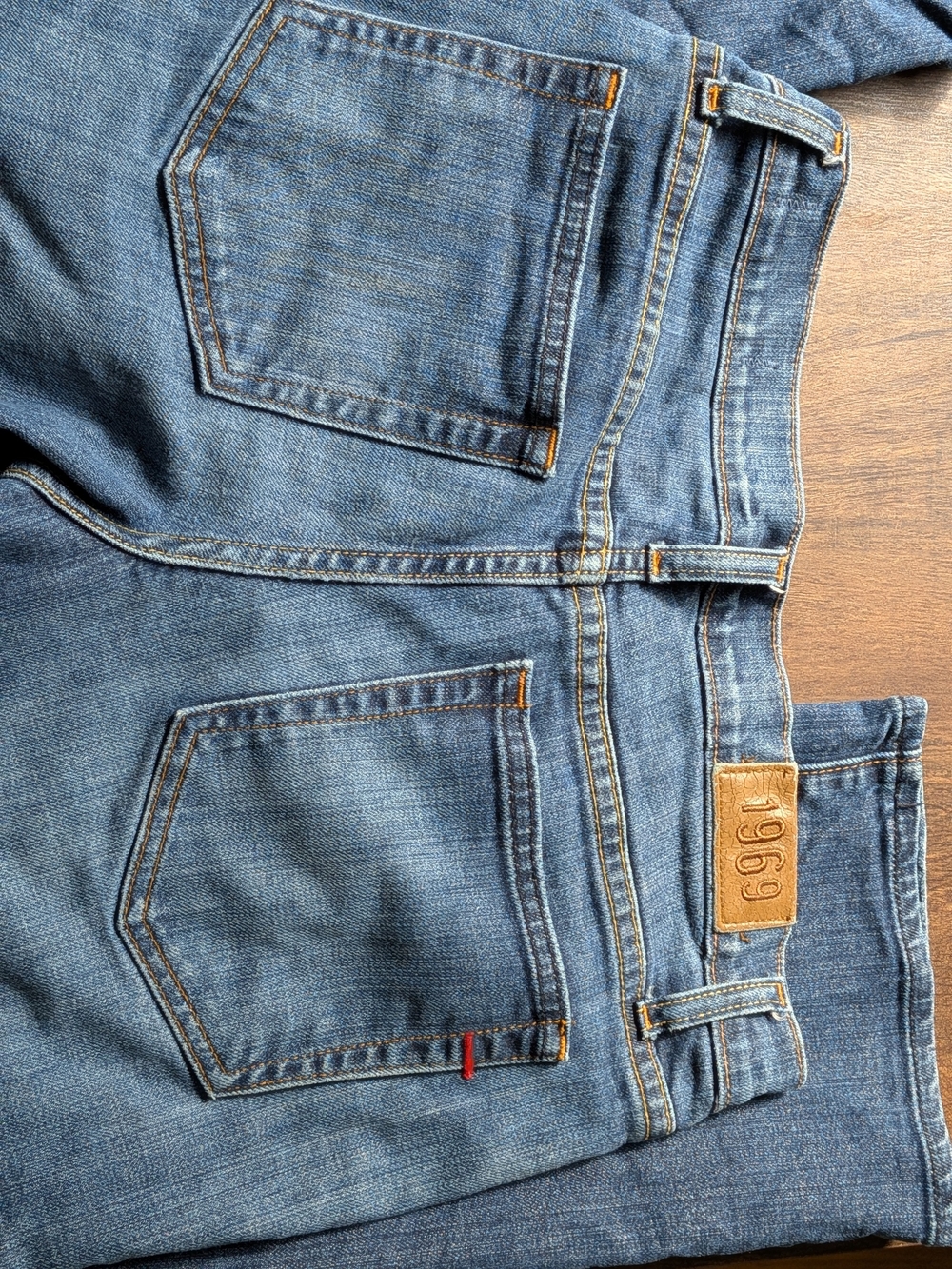 GAP Vintage 1969 Women's Boot Cut Blue Jeans with Leather Patch